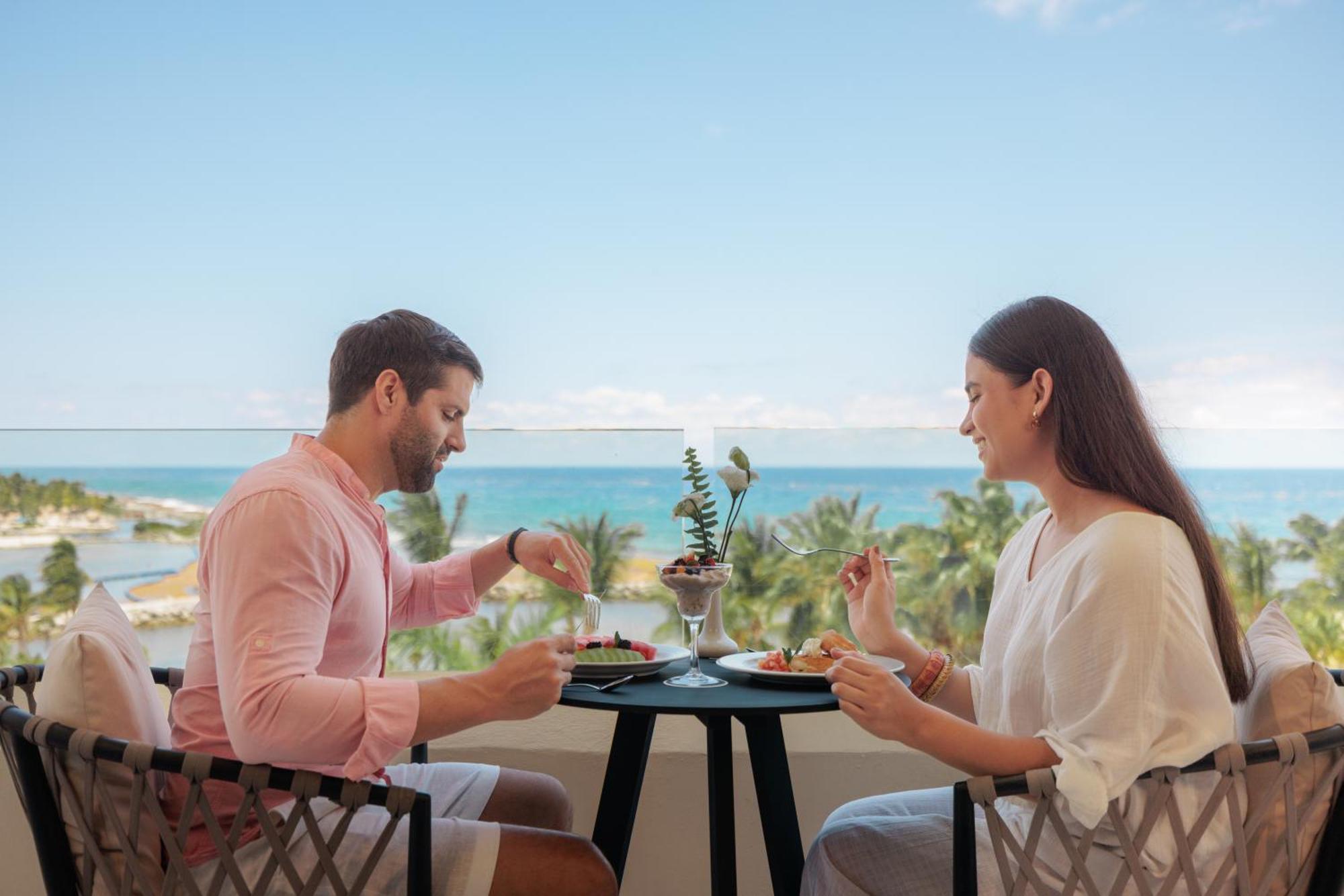 Deluxe Ocean View King